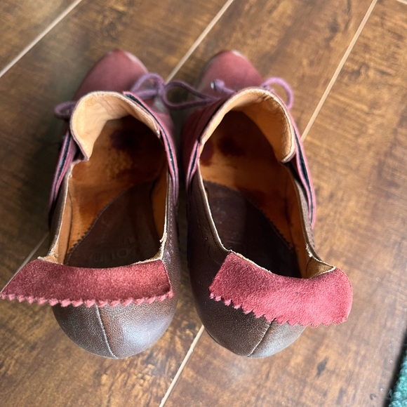 • MOVING LAST CHANCE 7/31/2024 • GoldButton Brako leather suede ankle booties 37 - Picture 3 of 6